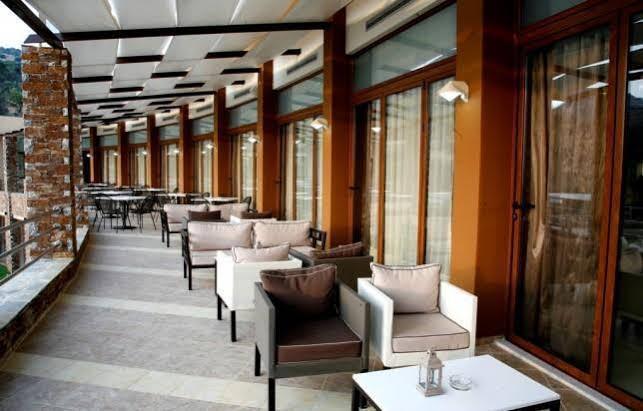 Evia Hotel & Suites Marmari  외부 사진