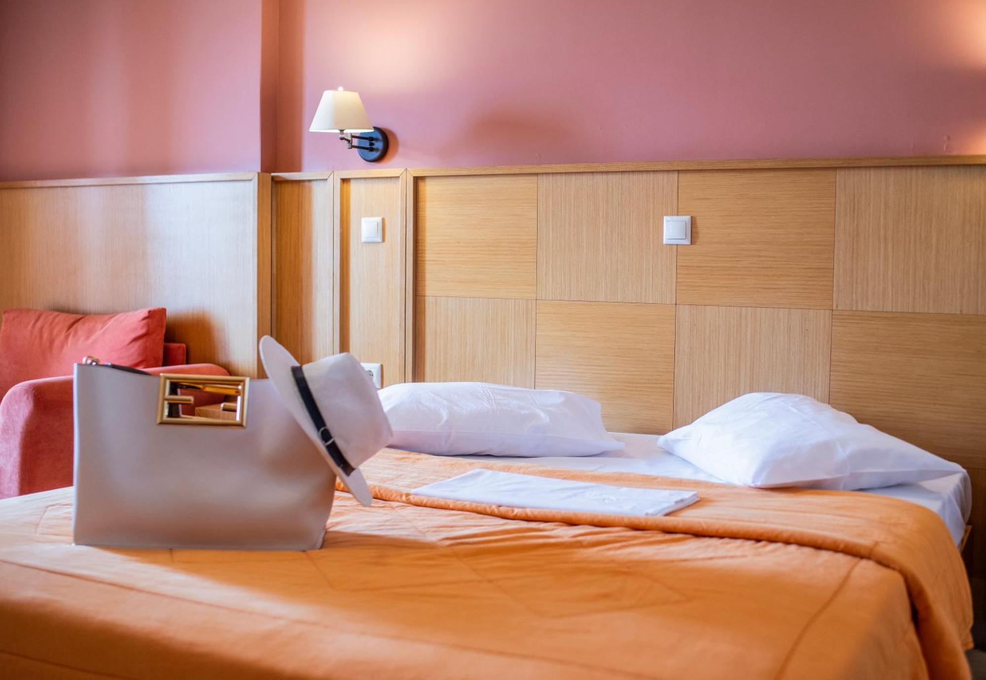 Evia Hotel & Suites Marmari  외부 사진